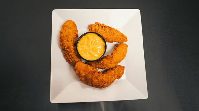 Chicken Tenders (4 pc).